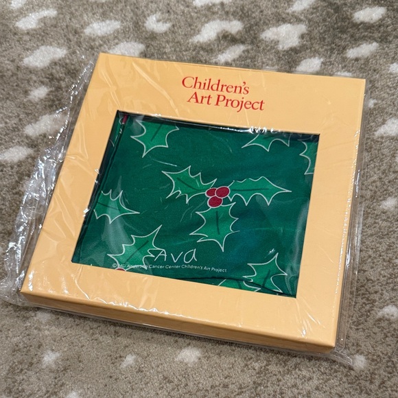 Accessories - Children's Art Project Green Holly Scarf. NWT